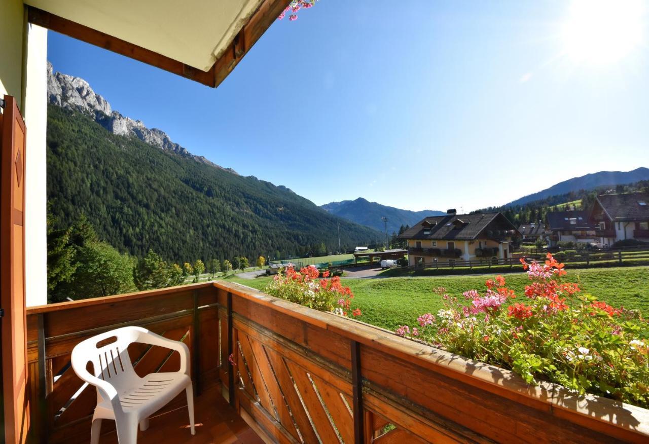Al Piccolo Hotel Vigo di Fassa Exterior foto